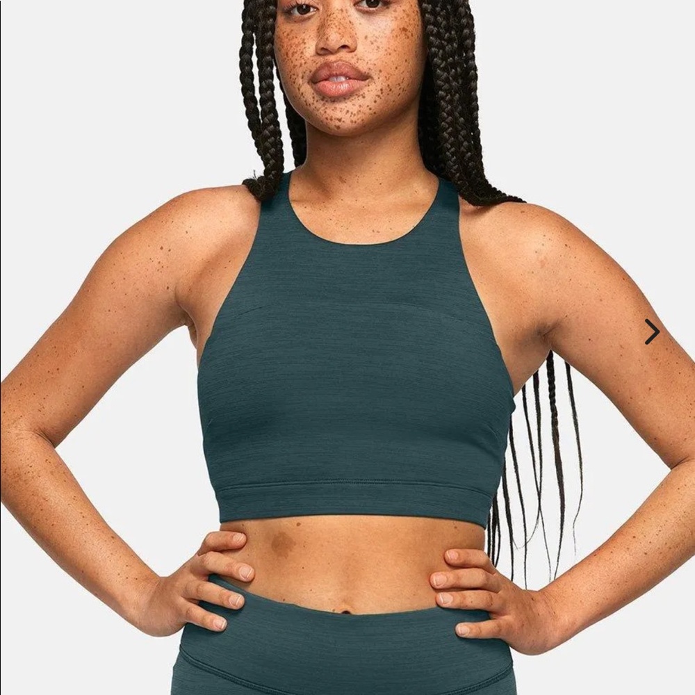 Outdoor Voices Move Free Crop Top (S) in Evergreen